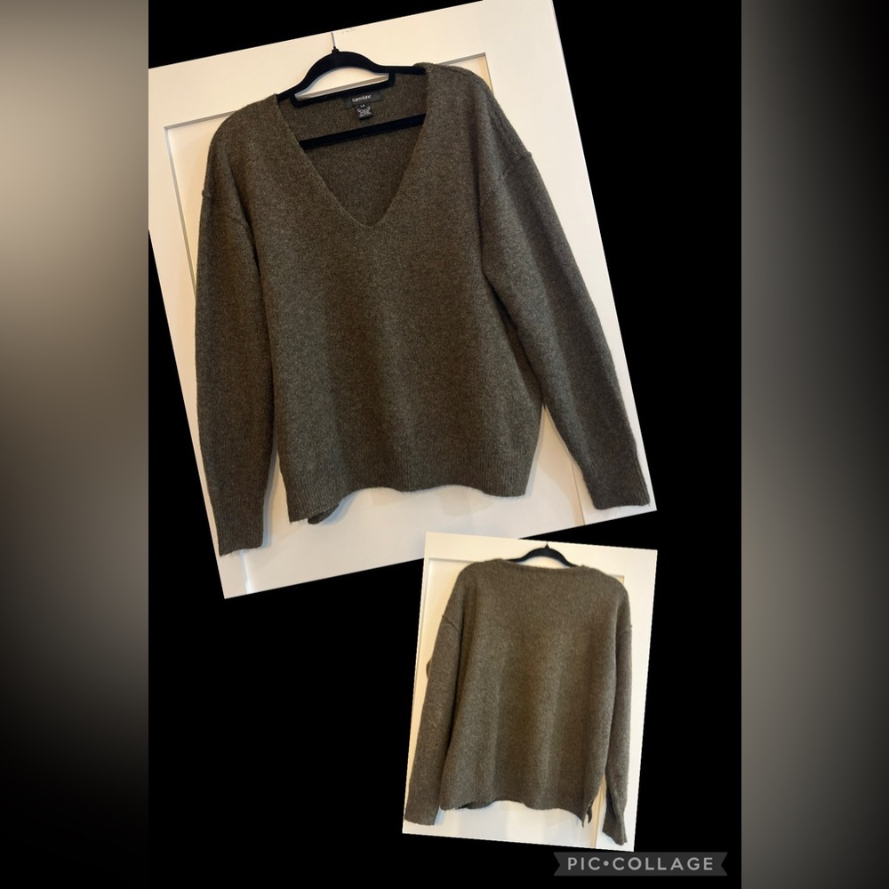 Democracy V-Neck Green Sweater